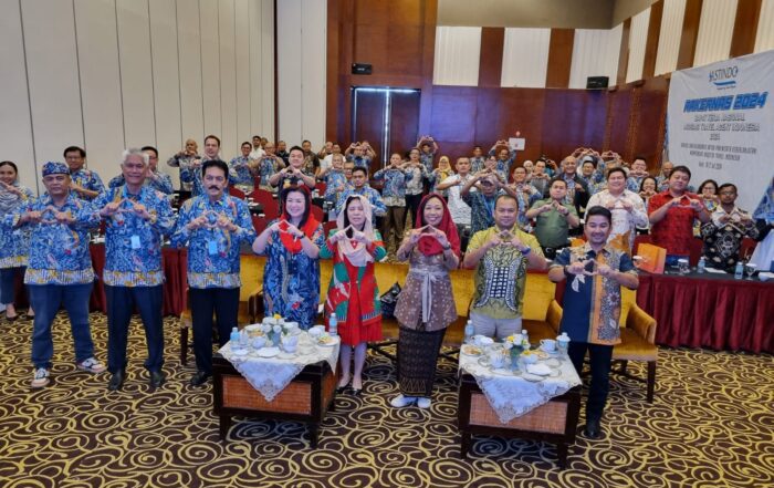 Pembukaan Rakernas dihadiri oleh Deputy Pemasaran KemenparEkraf , Inspektorat Ditjen Perhubungan Udara dan Pemda Provinsi Aceh